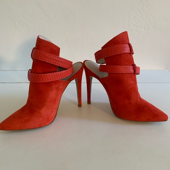 Plomo .Red Suede Coral Heels  shoes .Size 39 Style Alfonsa .Made in Spain . - Picture 2 of 9